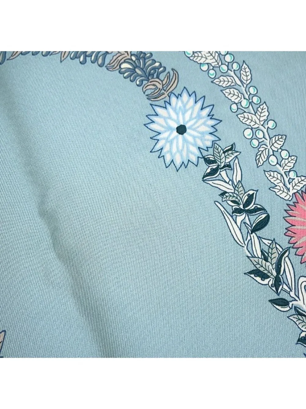 Hermes Scarf Carre 90 Brides de Gala en Fleurs White
